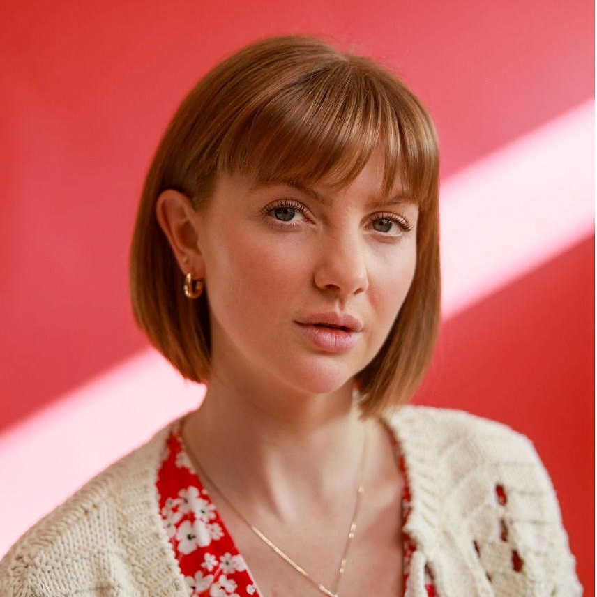 Lucy Dixon