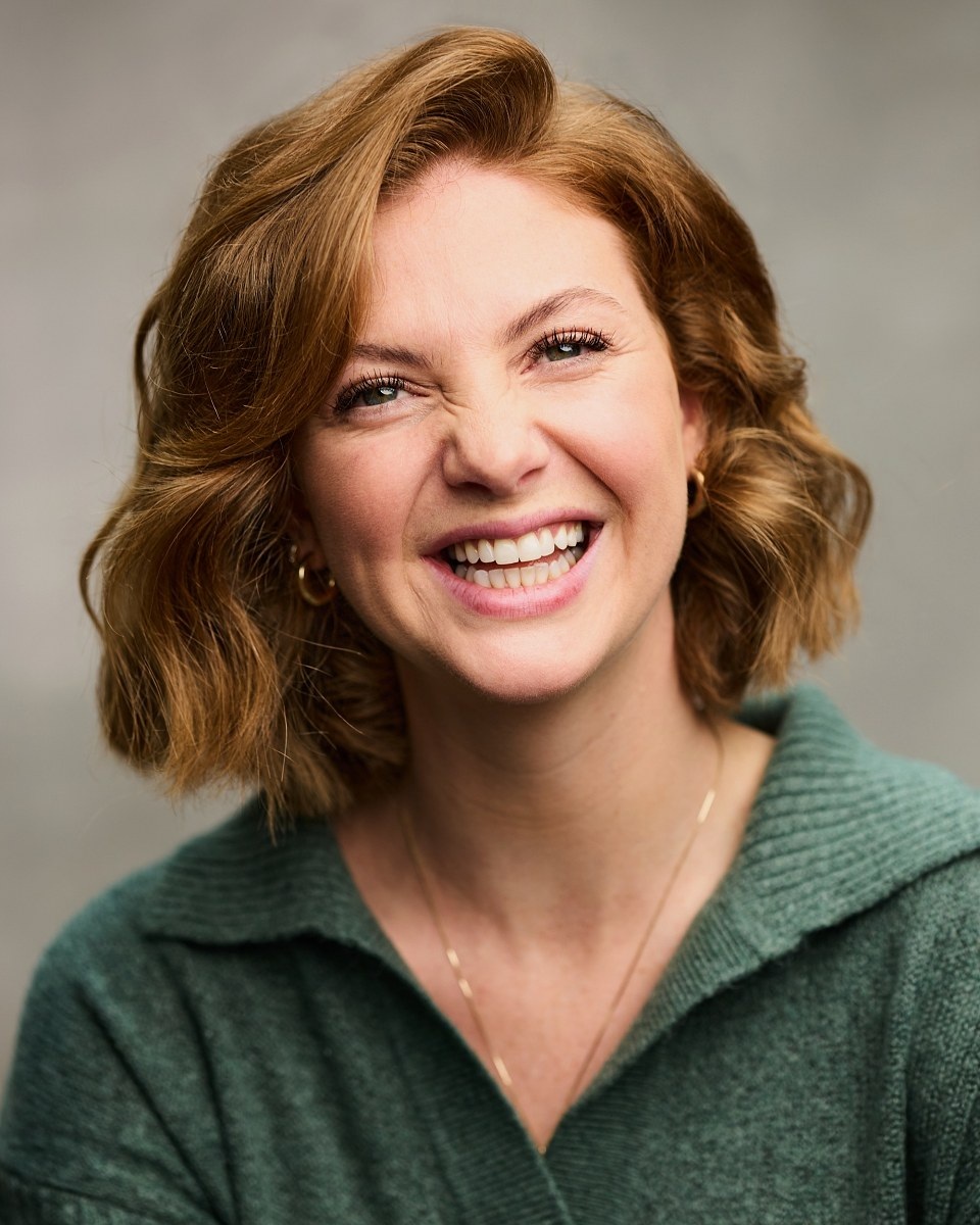 Alternative headshot 6